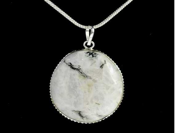 Manufacturer, Exporter, Importer, Supplier, Wholesaler, Retailer, Trader of Moon Stone Pendant in New Delhi, Delhi, India.