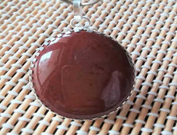 Manufacturer, Exporter, Importer, Supplier, Wholesaler, Retailer, Trader of Red Jasper Pendant in New Delhi, Delhi, India.