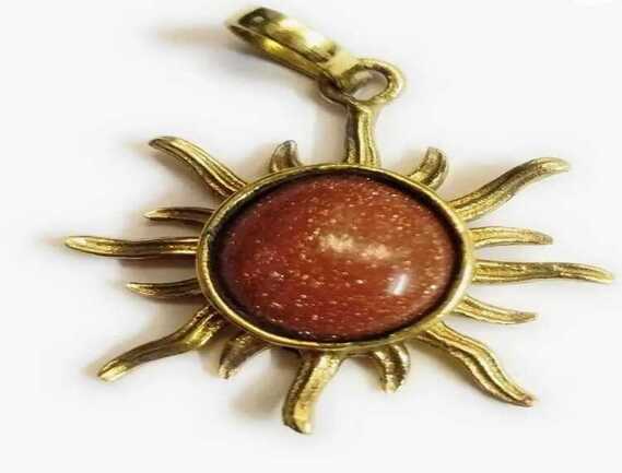 Manufacturer, Exporter, Importer, Supplier, Wholesaler, Retailer, Trader of Sun Sitara Pendant in New Delhi, Delhi, India.